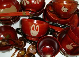 木製漆塗りの子供用食器 | キッズデザイン賞 | キッズデザイン賞検索サイト